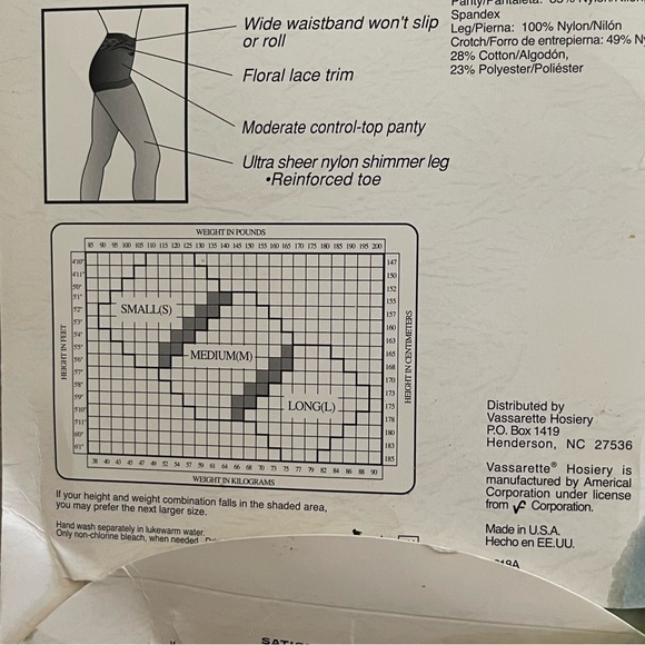 Vassarette Lace Trim Shimmer Ultra Sheer Hosiery New With Tags - Picture 6 of 6